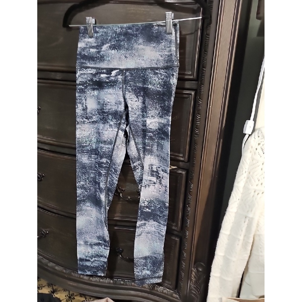 Lululemon Wunder Under High-Rise Leggings 25"‎ Abstract Print Grey Blue Size 4